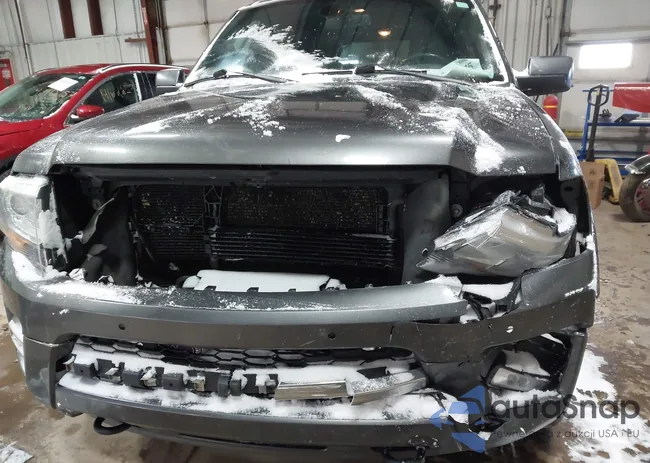 1FMJU2AT5GEF18787: 44158975