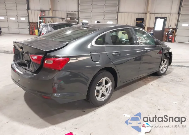 1G1ZB5ST7HF123673: 44159052