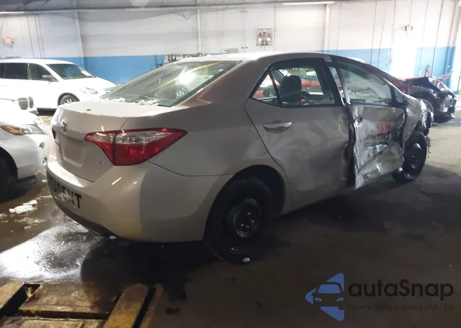 2T1BURHE6EC199845: 44158094