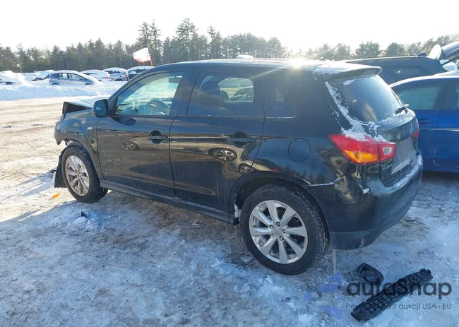 4A4AR3AU6FE048992: 44158167