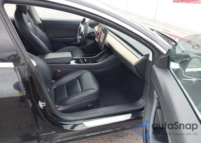 5YJ3E1EA2LF427630: 44158174