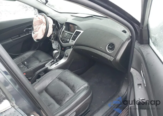 1G1PE5SBXF7275170: 44158317