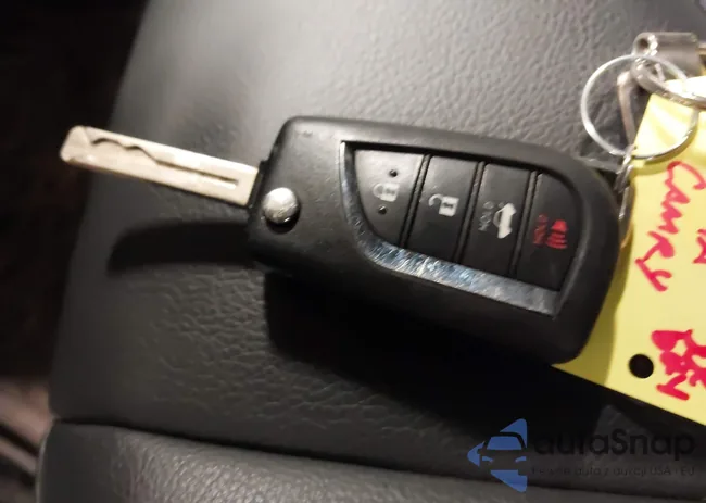 4T1G11BK2NU057988: 44158347