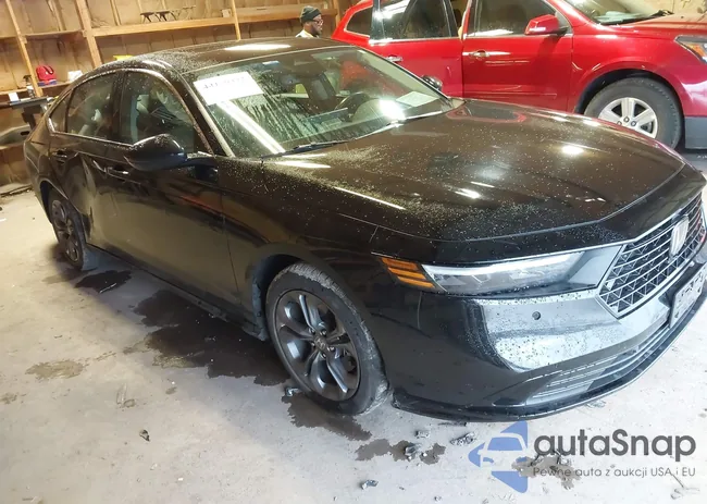 1HGCY2F6XPA000008: 44158372