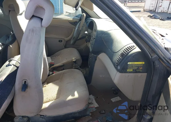 YS3DM35B7R2034125: 44158392