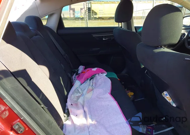 1N4AL3AP0EC318009: 44158411