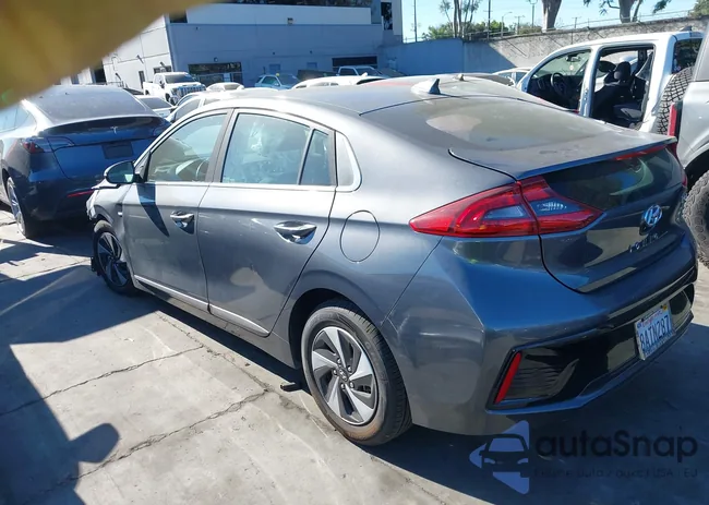 KMHC75LCXHU057348: 44159468