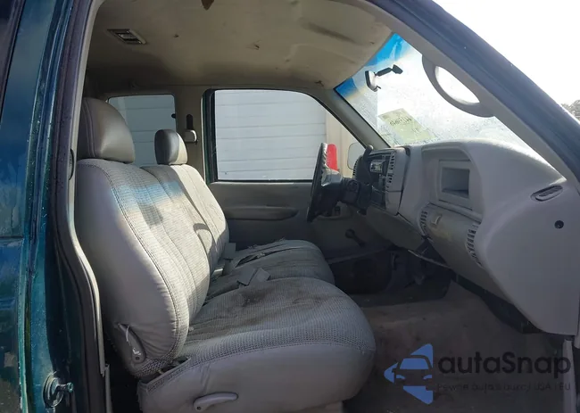 1GCGC29R5WE131939: 44159646