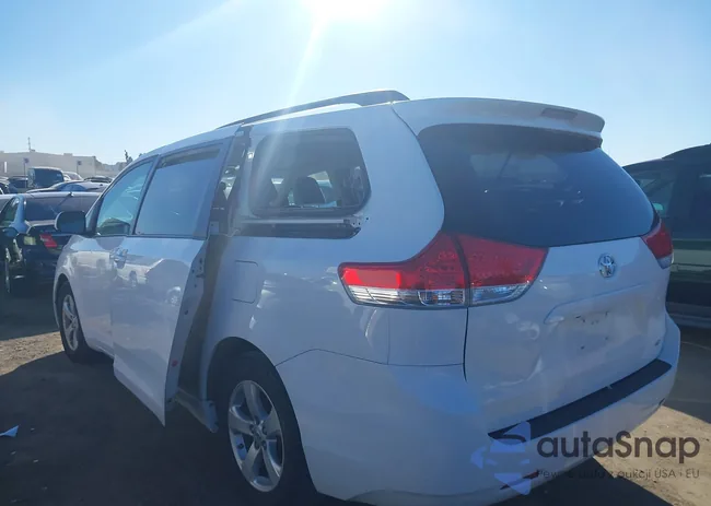 5TDKK3DC5DS339641: 44159704