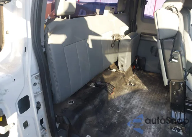 1FD7X2A64GEB80522: 44159732