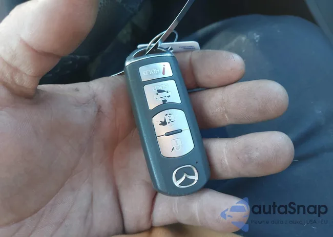 JM1BL1W56C1608726: 44159764