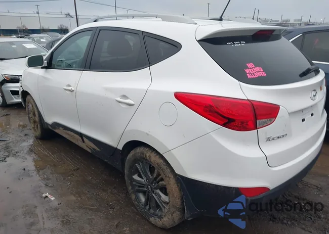 KM8JUCAG1FU968174: 44159778