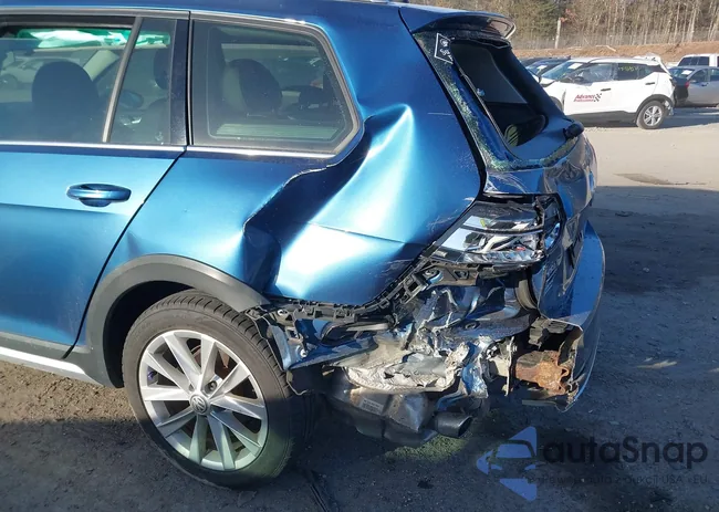 3VWM17AU2KM523364: 44159815