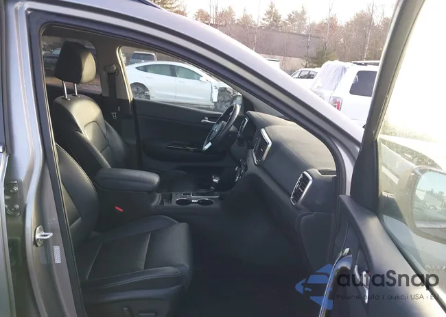 KNDPNCACXM7848510: 44159891