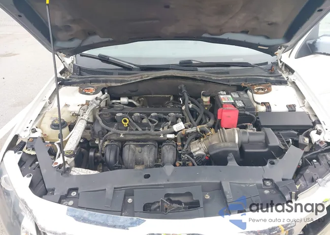 3FAHP0JA7BR121106: 44159908