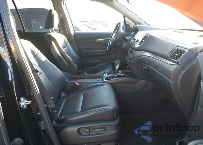 5FPYK2F59HB003351: 44159928