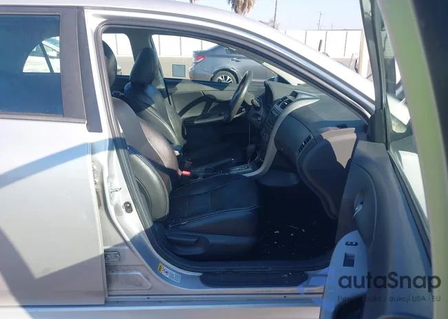 2T1BU4EE4CC790695: 44159951