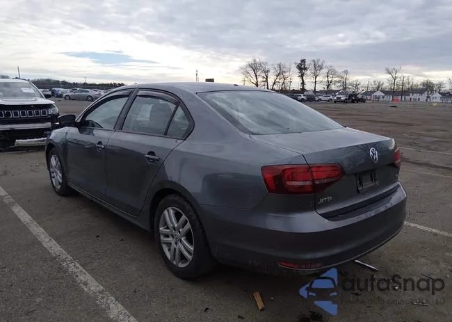 3VW167AJ0JM227798: 44159957