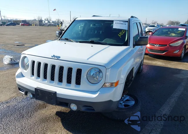 1C4NJPFA8GD795992: 44160018