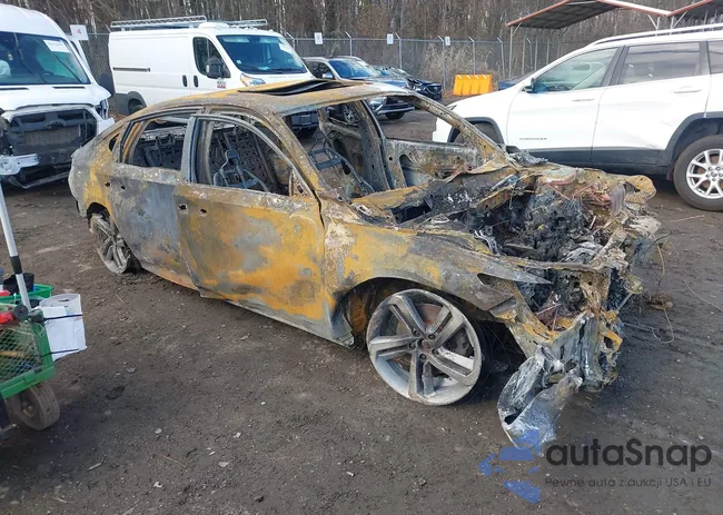 1HGCV2F32KA022480: 44159077