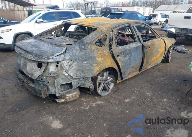 1HGCV2F32KA022480: 44159077