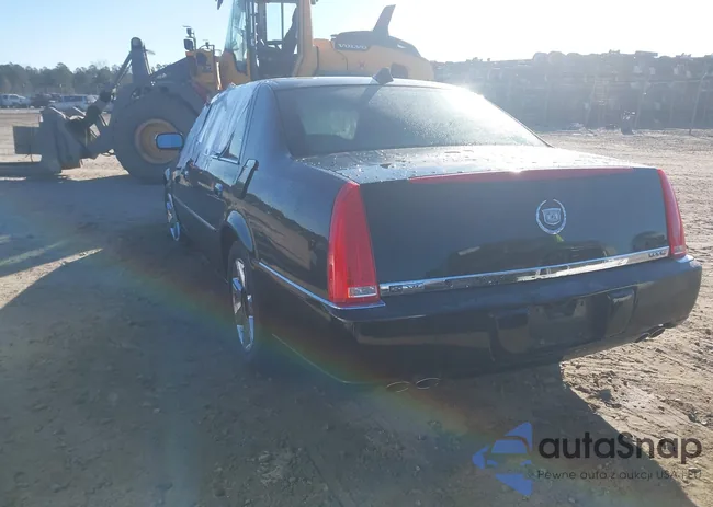 1G6KD57YX6U132466: 44159101