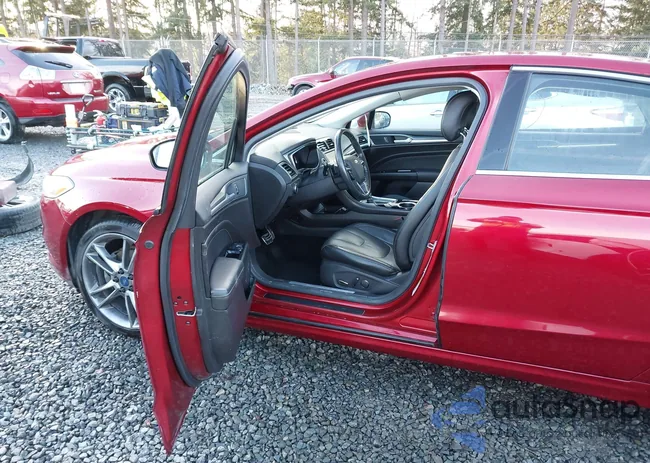 3FA6P0D98ER142639: 44159103