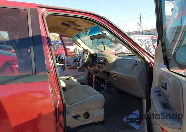 1FTRW07L82KD90679: 44159138