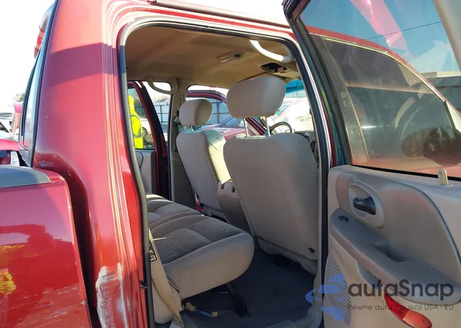 1FTRW07L82KD90679: 44159138