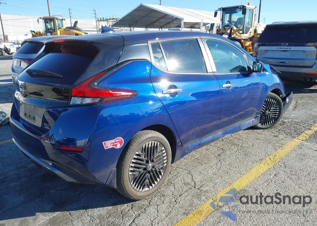 1N4CZ1CV9RC552064: 44159167