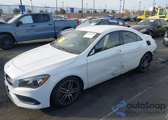 WDDSJ4EBXKN752209: 44159171