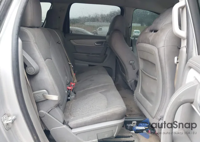 1GNKVFED0FJ127446: 44159199