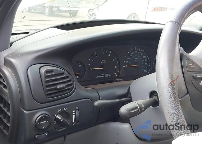 1B4GP44G3XB574550: 44159202