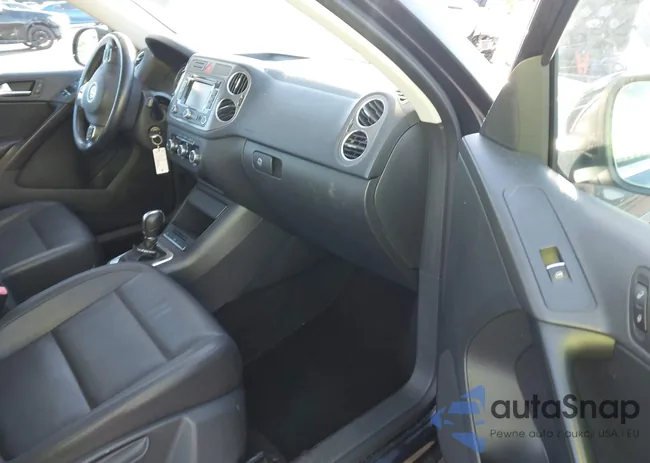 WVGAV7AX4BW517047: 44159312