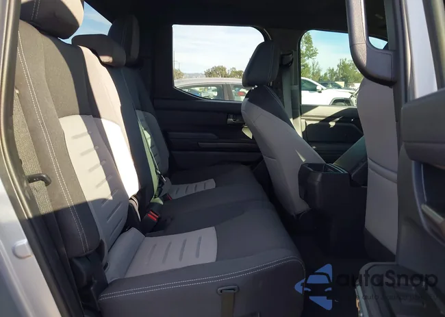 3TMLB5JN0SM206191: 44159405