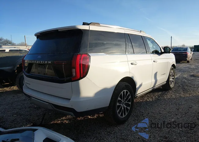 1FMJU1M87SEA15921: 44159413