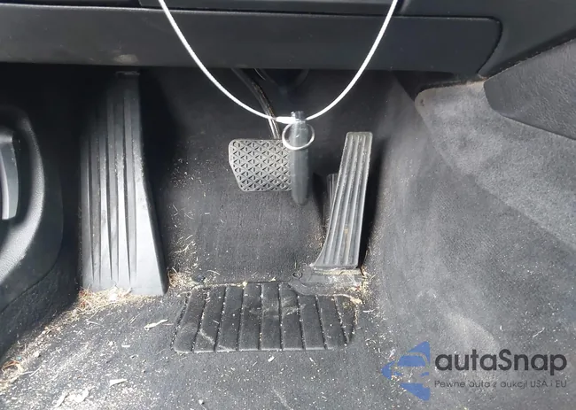 WBA5B1C54FD918877: 44159431