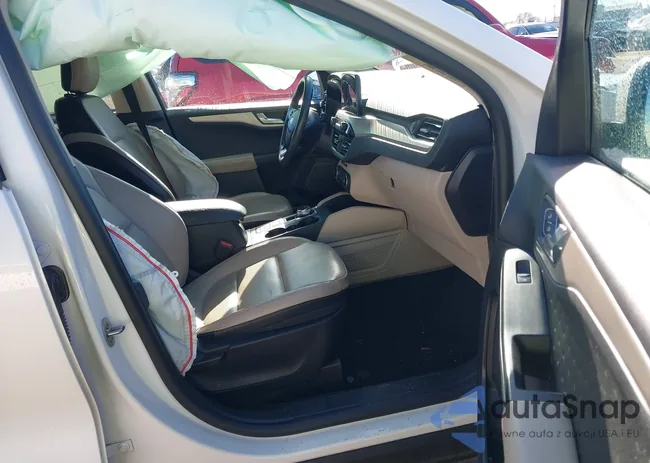 1FMCU0H68LUB55866: 44159436