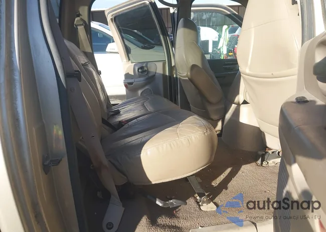 1FTRW08L21KE09496: 44160456