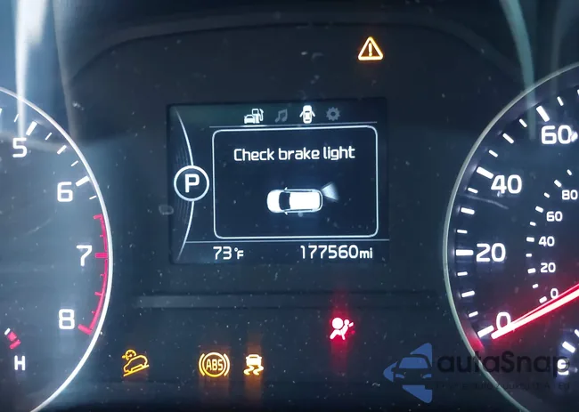 KNDPN3AC0H7050359: 44160458