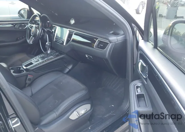 WP1AA2A57JLB00893: 44160465