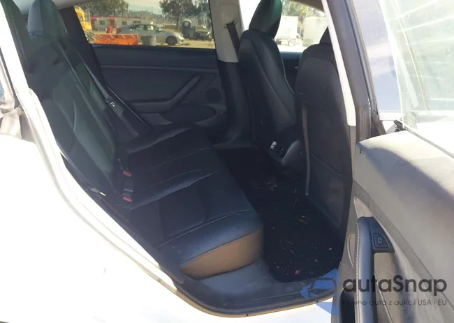 5YJ3E1EA3PF651382: 44160475