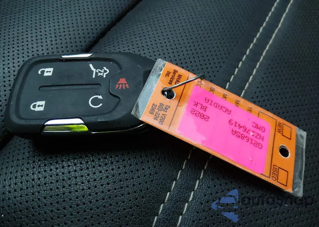 1GKKNXLS5NZ176419: 44160479