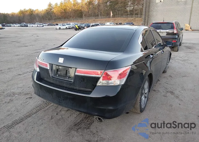 1HGCP2F72BA031192: 44160505