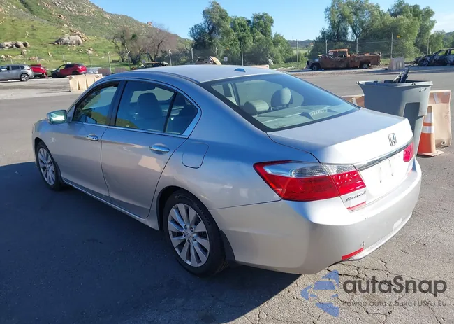 1HGCR2F88DA168708: 44160593