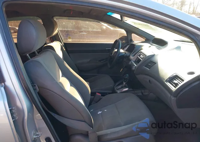 2HGFA16568H348877: 44160618