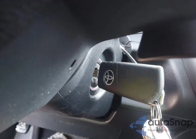 4T1G11AK5LU988936: 44160656