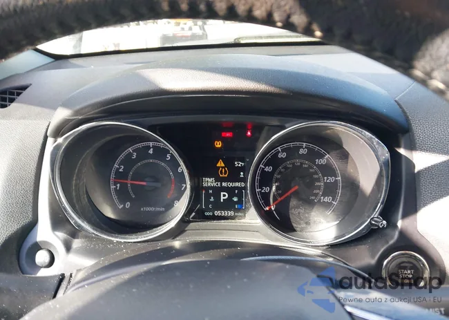 JA4AP3AWXJU000628: 44160660