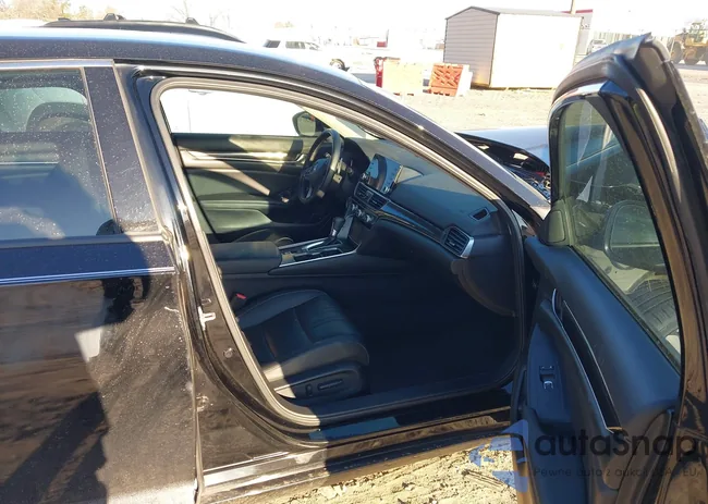 1HGCV1F42NA099745: 44160681