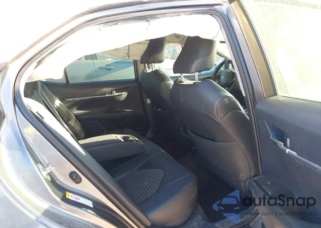 4T1B11HK6KU193392: 44160682